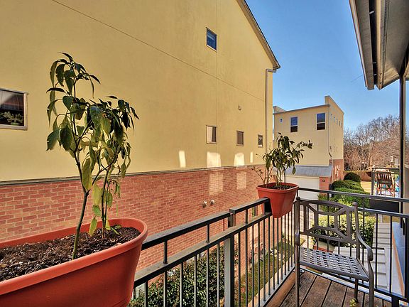 5th image of 1205 Kinney Ave #1205K