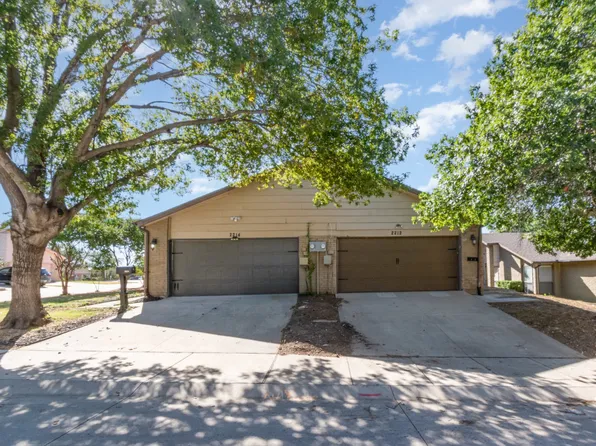 2212 Heritage Cir, Carrollton, TX 75006