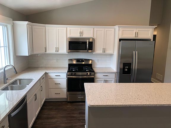 4th image of 6202 Hanna Lake Ave SE