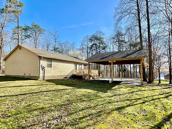 5th image of 583 Wesley Cir