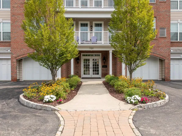 734 Regency Drive, Fishkill, NY 12524