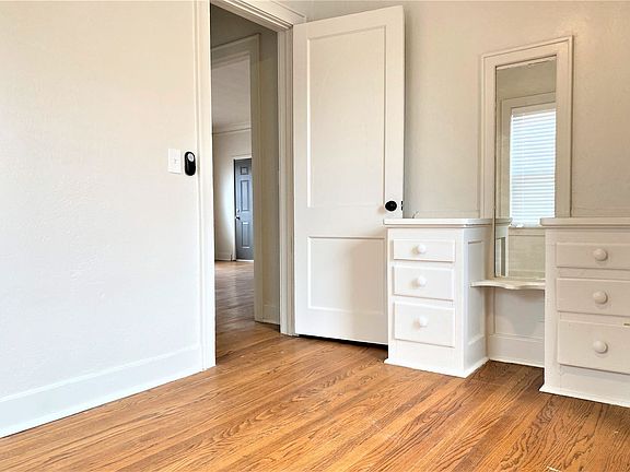 5th image of 723 Culbertson Dr APT 2