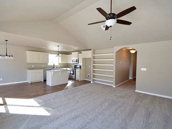 4th image of 35872 Highland Dr