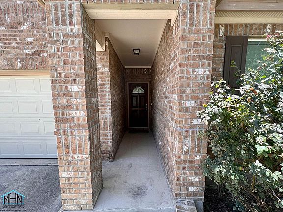 2nd image of 13411 Loma Sier