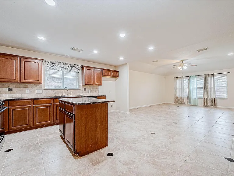 7514 Trail Holw — Photo 17
