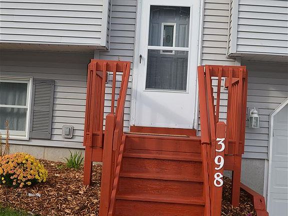 2nd image of 398 Sierra Dr