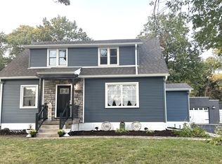 3222 W 40th Pl, Gary, IN 46408