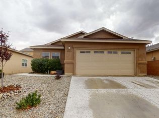 2205 Odessa Ct SW, Albuquerque, NM 87121