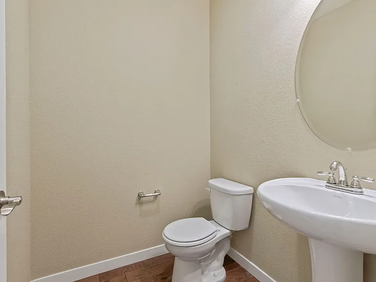 20833 Grapevine Dr — Photo 10