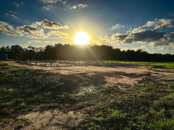 8 Bryant Ridge Ln, Mount Olive, MS 39119