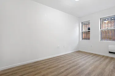 Rented by Safdie Realty Group