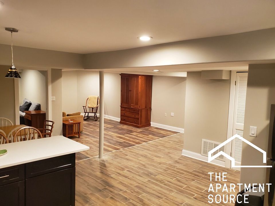2nd image of 2150 W Arthur Ave #G
