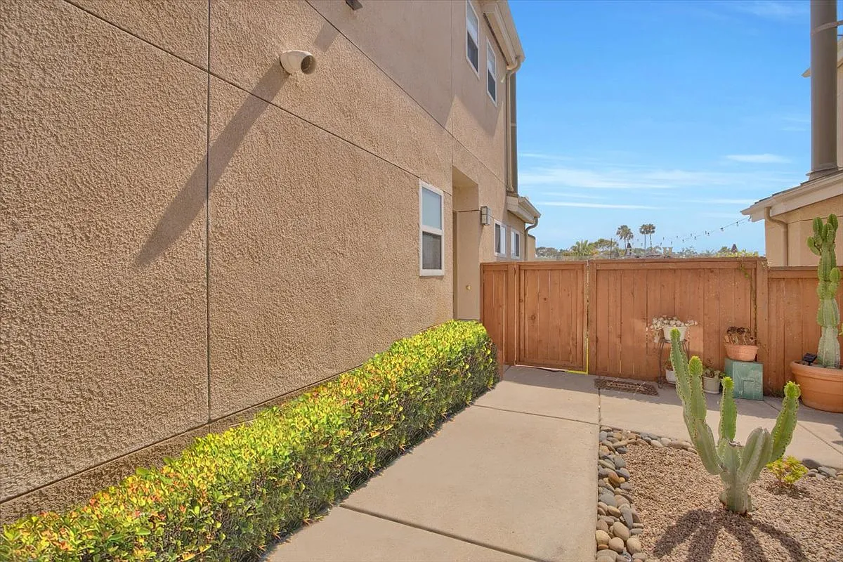 555 Eaton Street - G — Photo 4