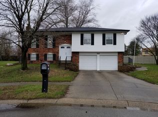 7602 Home Dr, Fishers, IN 46038