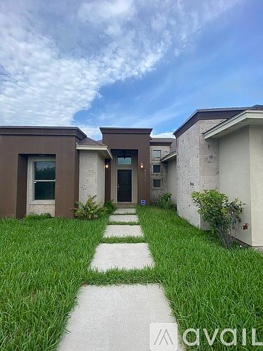 1st image of 6637 Woodlands Ave