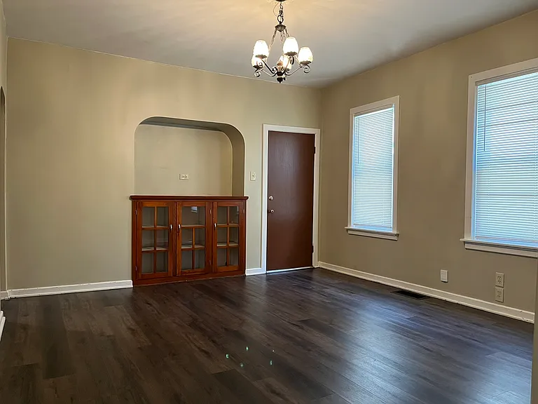 352 E Rosedale Ave #1 — Photo 5