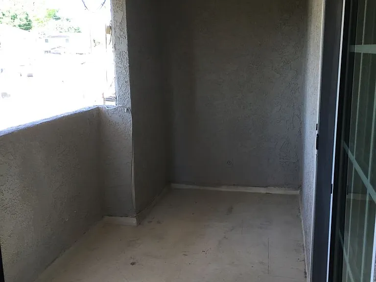25822-25828 Walnut St — Photo 11