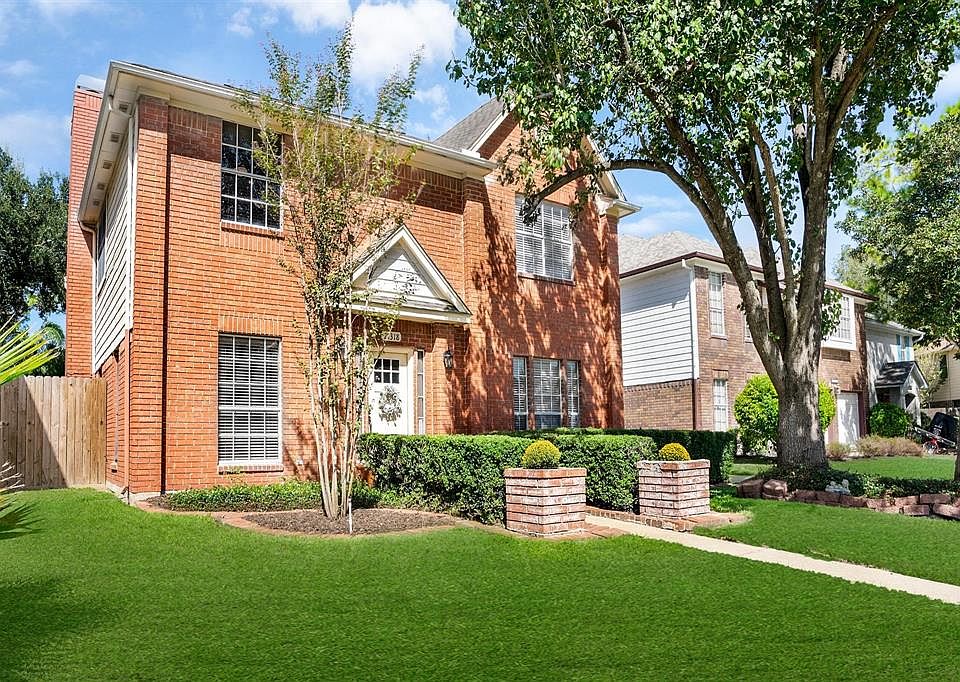 1st image of 21318 Park Orchard Dr