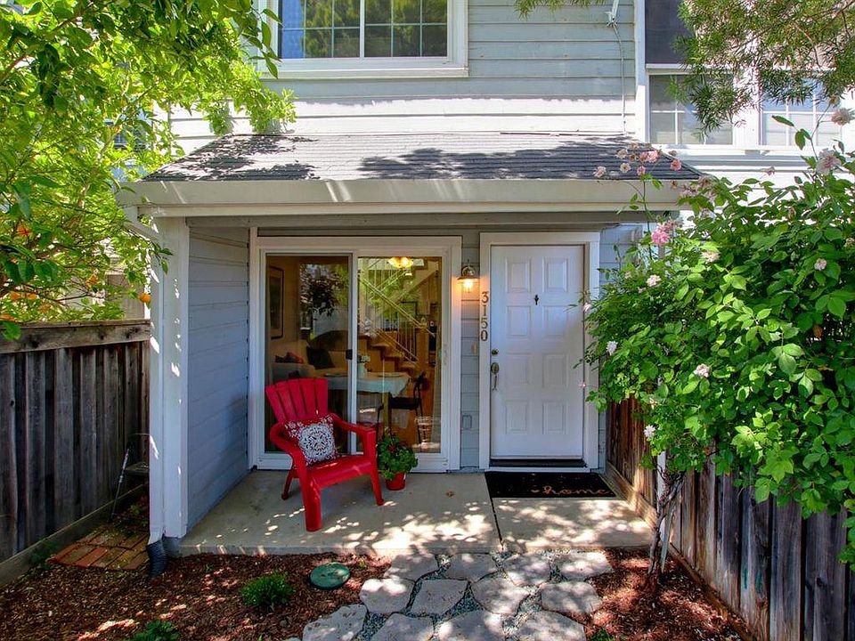 1st image of 3150 Woods Cir