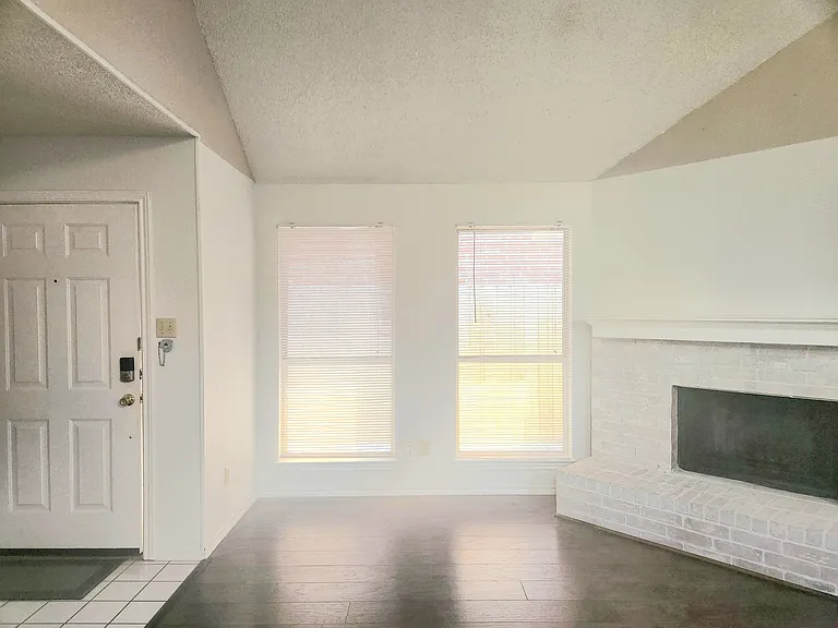 465 El Rio Dr — Photo 29
