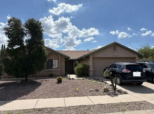 7561 W Straw Hat Ln, Tucson, AZ 85743