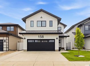 158 Chelsom BEND, Saskatoon, SK S7V 0Z9