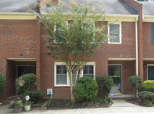 3126 Corner Oak Dr, Peachtree Corners, GA 30071