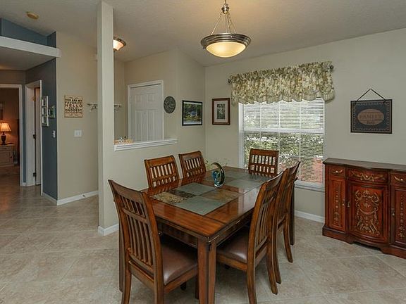 5th image of 15402 Petrus Ln