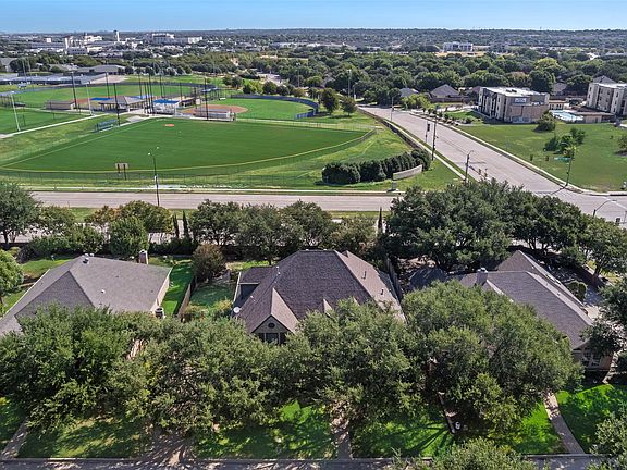 4th image of 6813 Vista Ridge Dr E