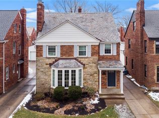 2463 Fenwick Rd, University Heights, OH 44118