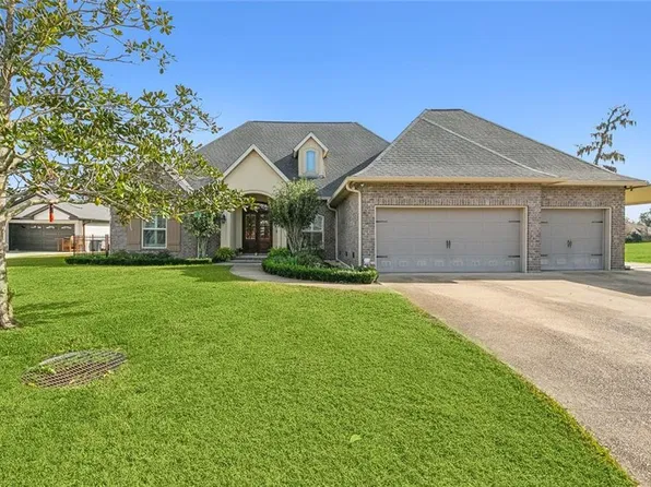 202 Villere Dr, Destrehan, LA 70047