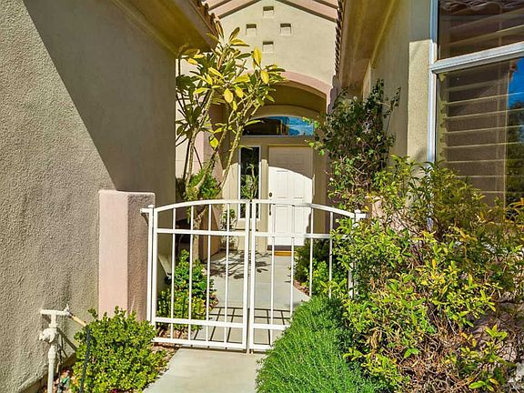 5th image of 78356 Hollister Dr