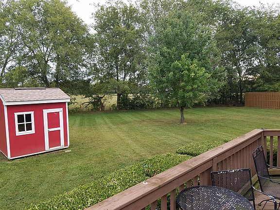 4th image of 1060 Monticello Pl