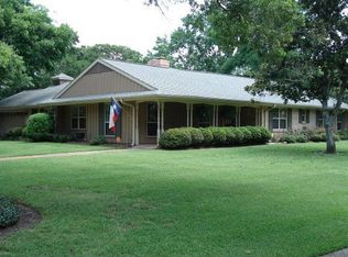 3 Pecan Pl, Angleton, TX 77515