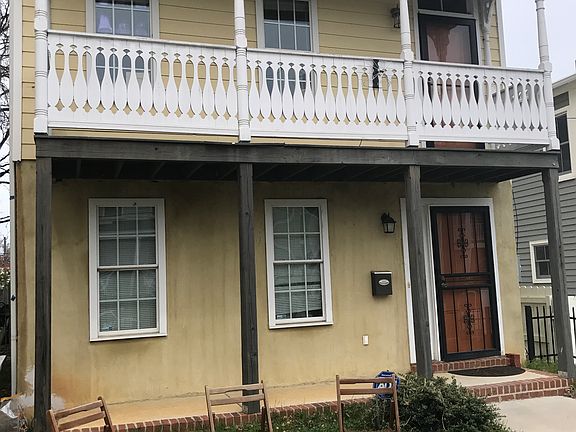2nd image of 2116 Cedar St
