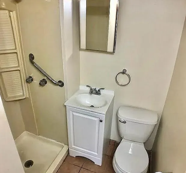3586 Elmhurst Ave #1 — Photo 4