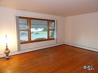 3rd image of 3 Pommel Dr