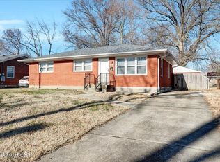 5913 Middlerose Cir, Louisville, KY 40272