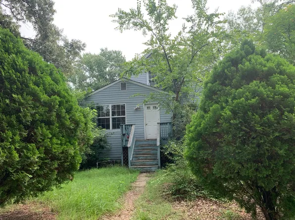 311 Beach Ave, Pasadena, MD 21122