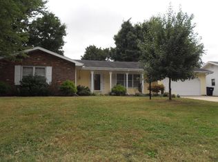 2028 E Shady Glen Dr, Springfield, MO 65804