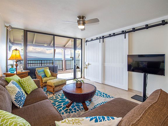 4th image of 100 Hauoli St APT 405