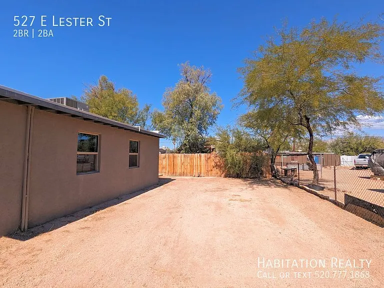 527 E Lester St — Photo 20
