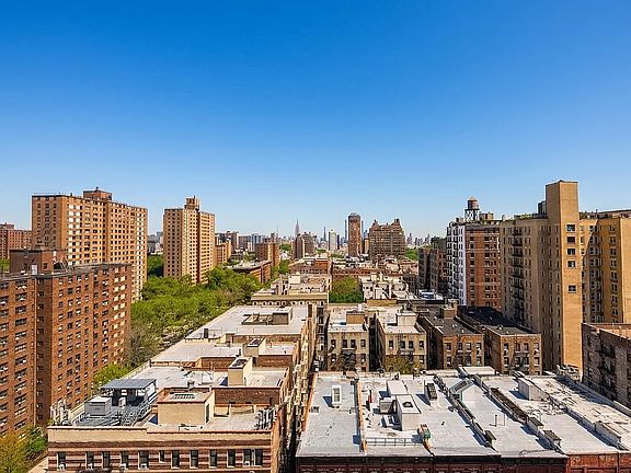 2nd image of 400 Central Park W APT 17E