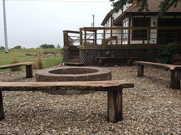 Firepit with seating