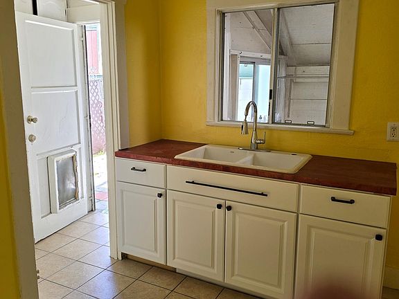 4th image of 1255-1275 N Berendo St #1273