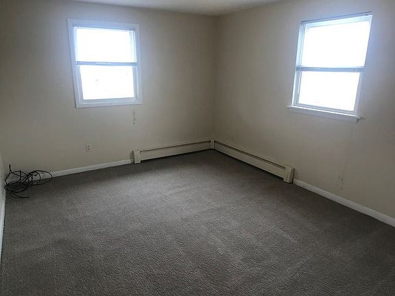 4th image of 146 State Route 104 APT 3C
