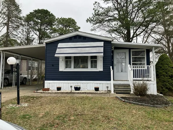 4 Nancy Ln #N4, Barnegat, NJ 08005