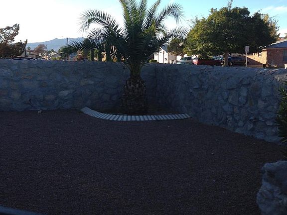 3rd image of 8416 Mettler Dr