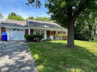 12306 Round Tree Ln, Bowie, MD 20715