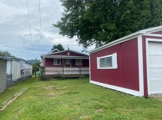511 Ohio Ave, Nutter Fort, WV 26301